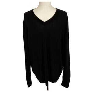 Banana Republic Mens Size L 100 Merino Wool Black V Neck Pull Over Light Sweater